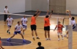 Beklenen turnuva başlıyor