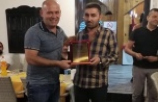 Konser sonrası teşekkür yemeği