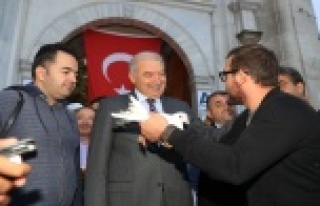 Mevlüt Uysal'ın ilk gün mesaisi başladı