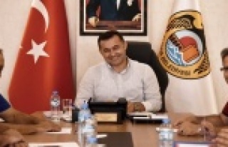 Yücel'den Bakan Çavuşoğlu'na triathlon...