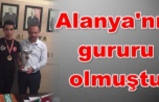 Şampiyon dövüşçüden ülkücü ziyareti