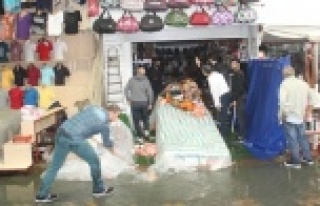 Yağmur hayatı felç etti