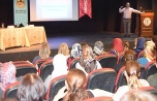 Alanya’da Meme Kanseri ve Tüp Bebek Tedavisi anlatıldı