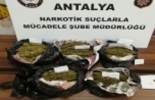 Antalya’da uyuşturucu operasyonları: 6 gözaltı