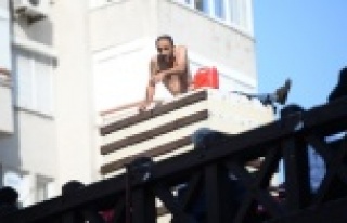 İşsizim dedi üst geçide çıktı