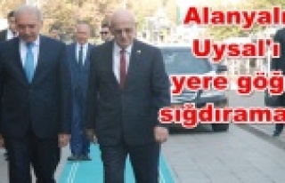 "İstanbul'u size teslim etmekten çok memnunum"