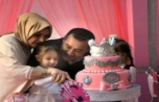 Minik Yücel 2 yaşında