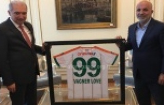 Uysal'a 'hayırlı olsun' ziyareti