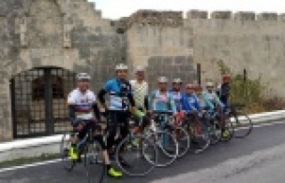 Alanya'da spor yaz-kış sürüyor