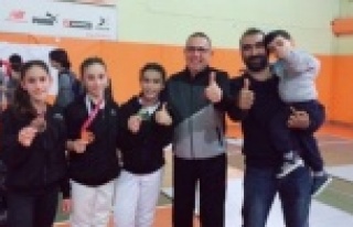 Alanya'ya 3 madalya birden getirdiler