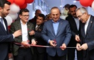 Bakan Çavuşoğlu, Alanya’da dernek açtı