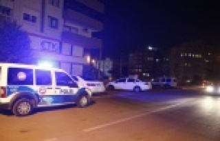 Kar maskeli, pompalı tüfekli market soygunu