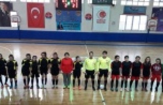 Okul sporlarında durmak yok