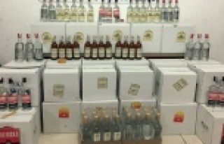 Polis, yılbaşı öncesi ölüm üreten depoyu bastı