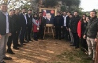 Ak Gençlik'ten Erdoğan sevdalısı ressama...