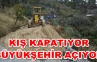 Alanya kırsalında bozulan ve kapanan yollar açılıyor
