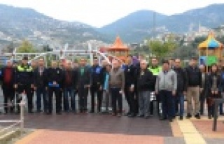 Alanya polis halkla buluşuyor