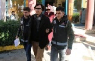 Antalya'da FETÖ operasyonu: 4 gözaltı