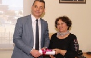 Esnaf Odası Başkanı Savaş mazbatasını aldı