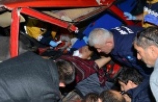 Feci kaza: 1 ölü, 2'si ağır 6 yaralı var