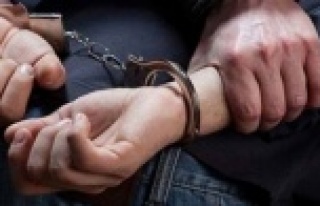 FETÖ operasyonlarında 9 yeni tutuklama