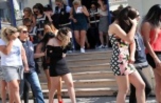 Flaş fuhuş operasyonunda 25 tutuklama