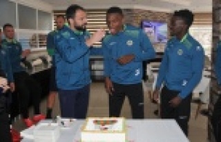 Fofana'ya sürpriz kutlama