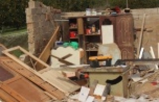 Hortum marangoz atölyesini yerle bir etti