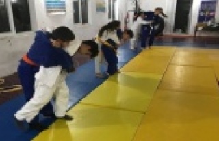 Judo çalışmaları son hız sürüyor