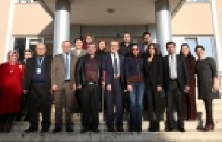 Sağlık Müdürü, görme engelli personelle buluştu