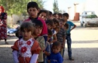 Sokaklardaki Suriyeli çocuklar geçici barınma merkezlerine...