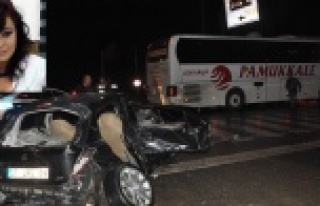 Yolcu otobüsü ile otomobil çarpıştı: 1 ölü,...