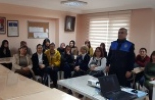 Alanya polisi huzur dağıtıyor