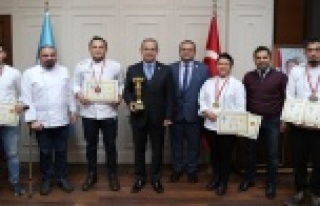 Alkü'lü aşçılara ödül yağdı