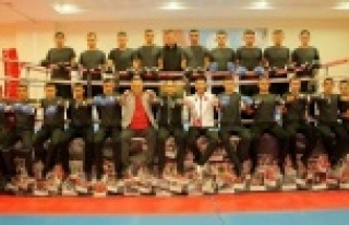Jandarma personeline Muay Thai eğitimi
