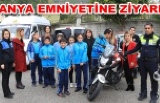 Özel öğrenciler polislik mesleği merakını giderdi