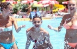 Rus turisti Türk oteller topladı