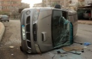 Trafik kazası güvenlik kamerasına yansıdı