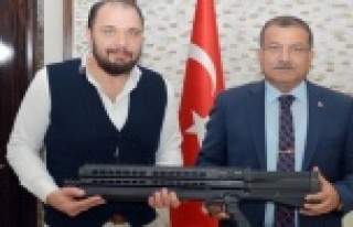 Antalya polisine çok amaçlı operasyon silahı