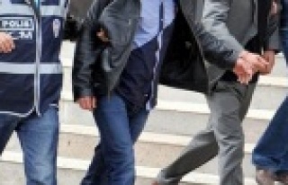 İtalyan moda tasarımcısını gasp ve darp eden...