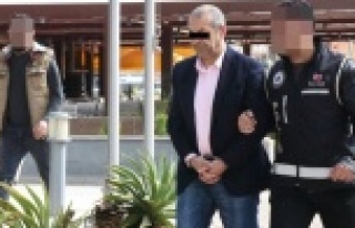 Kırmızıtaş Holding'in iki sahibi FETÖ'den...