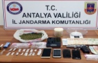 Uyuşturucu operasyonu: 7 gözaltı var