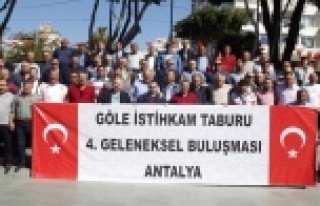 Asker arkadaşları 30 yıl sonra buluştu