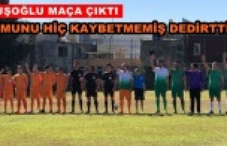 Bakan Çavuşoğlu, lise öğrencileriyle futbol maçı...