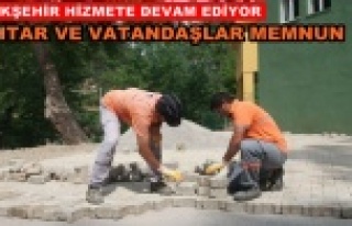 Bucak Camisi bahçesi parke ile kaplandı