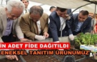 Su kabağı tohumları toprakla buluştu