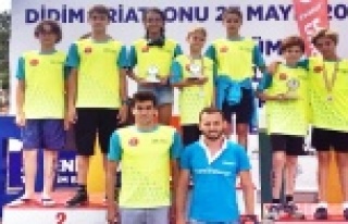 Alanyalı gençler Didim'i fethetti