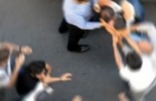 Alanyaspor taraftarı darp edildi