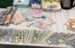 Antalya merkezli 2 ilde FETÖ operasyonu: 5 gözaltı