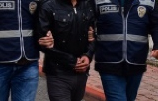 Antalya’da FETÖ operasyonu: 10 gözaltı